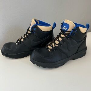 Nike Manoa Leather Boots sz 6Y